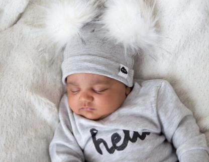 Bonnet Double Pompons